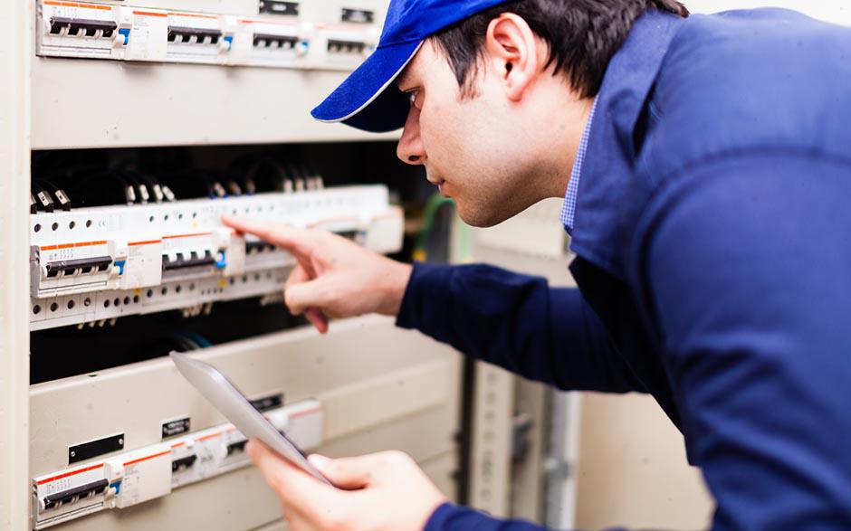recherche électricien Paris 20